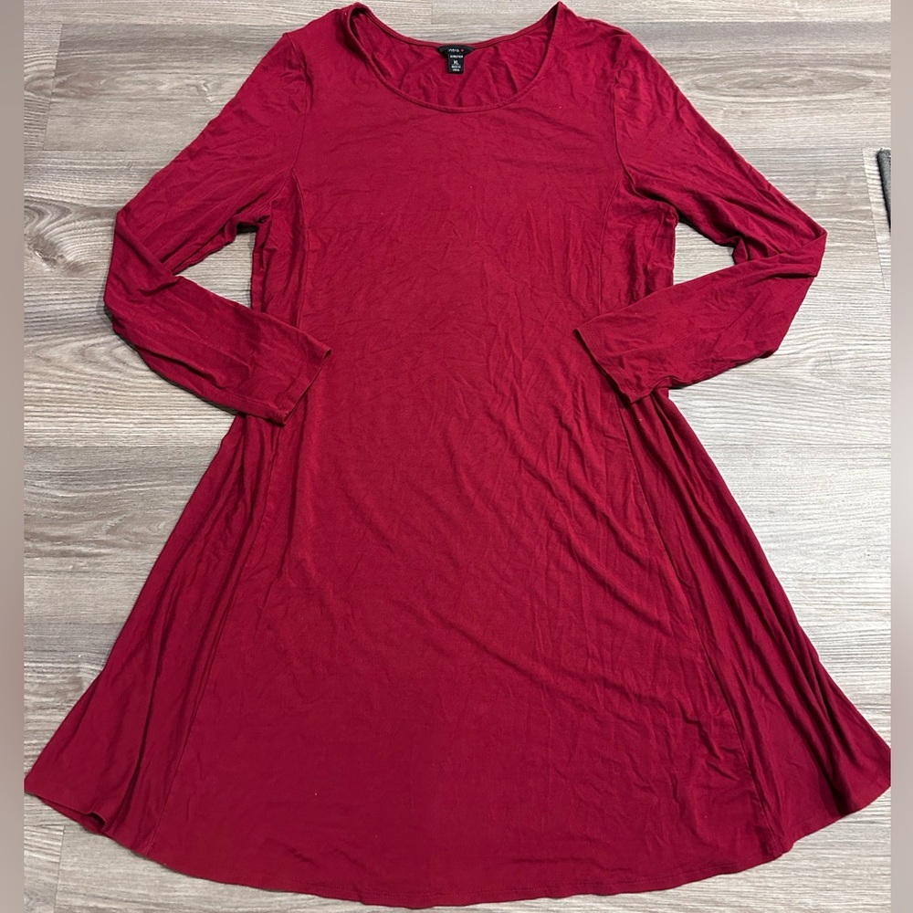 Intro Red A-Line Long Sleeve Dressing